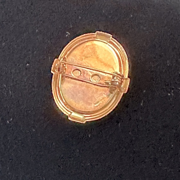 Vintage Mid-Century Modern Lucite Cameo Brooch/Pin Art Deco Design MCM 60's - Picture 8 of 11